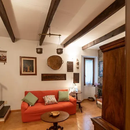 Agriturismo Soo Segundi - Incantevole Con Camino * Castel Vittorio